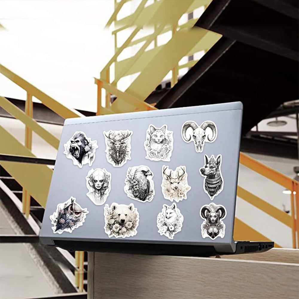 50 calcomanías en blanco y negro para botella de agua, calcomanías impermeables de animales de anime para laptop, hidrofrascos, monopatín, maleta,