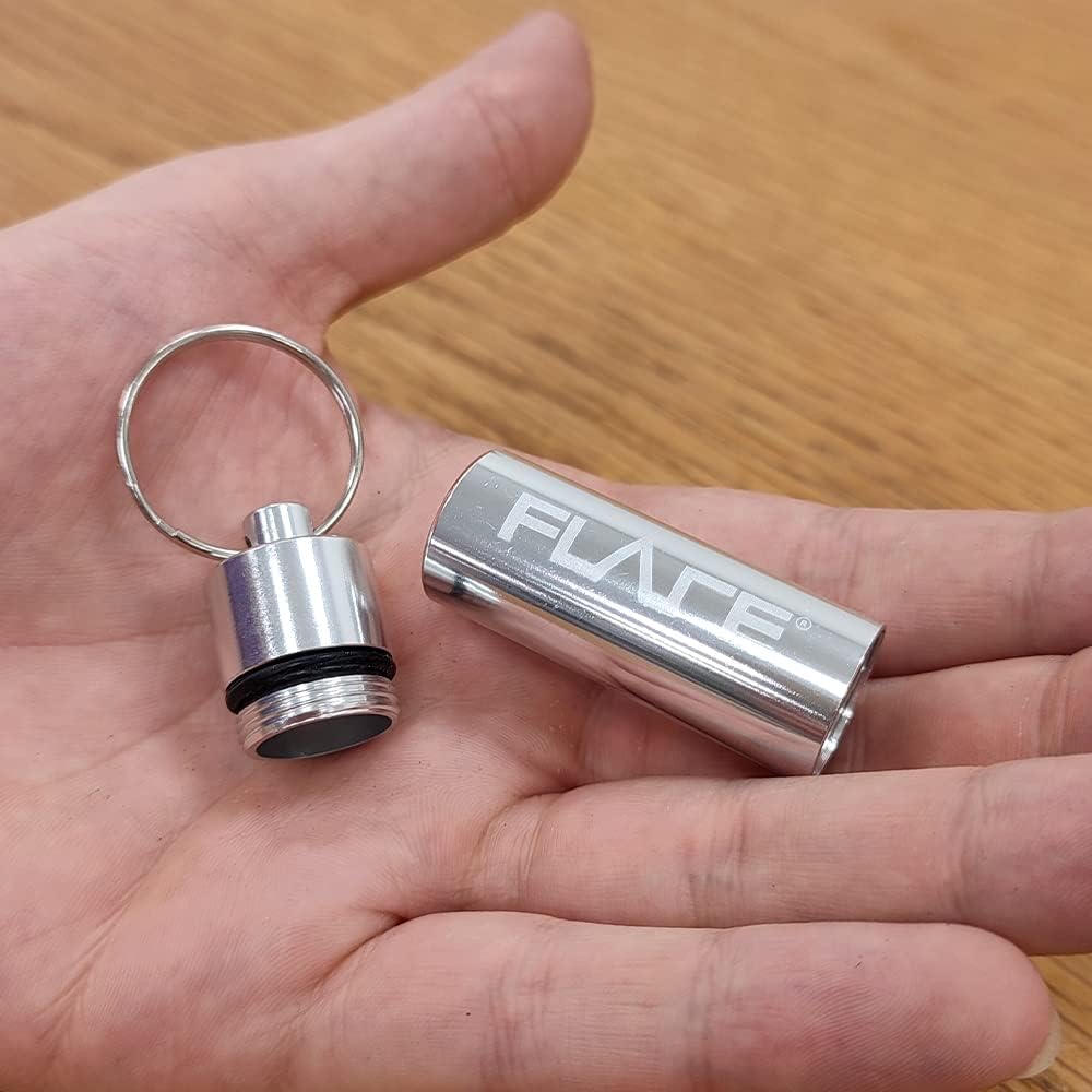 Flare Audio Capsule Silver – Llavero resistente de aluminio ligero, resistente al agua