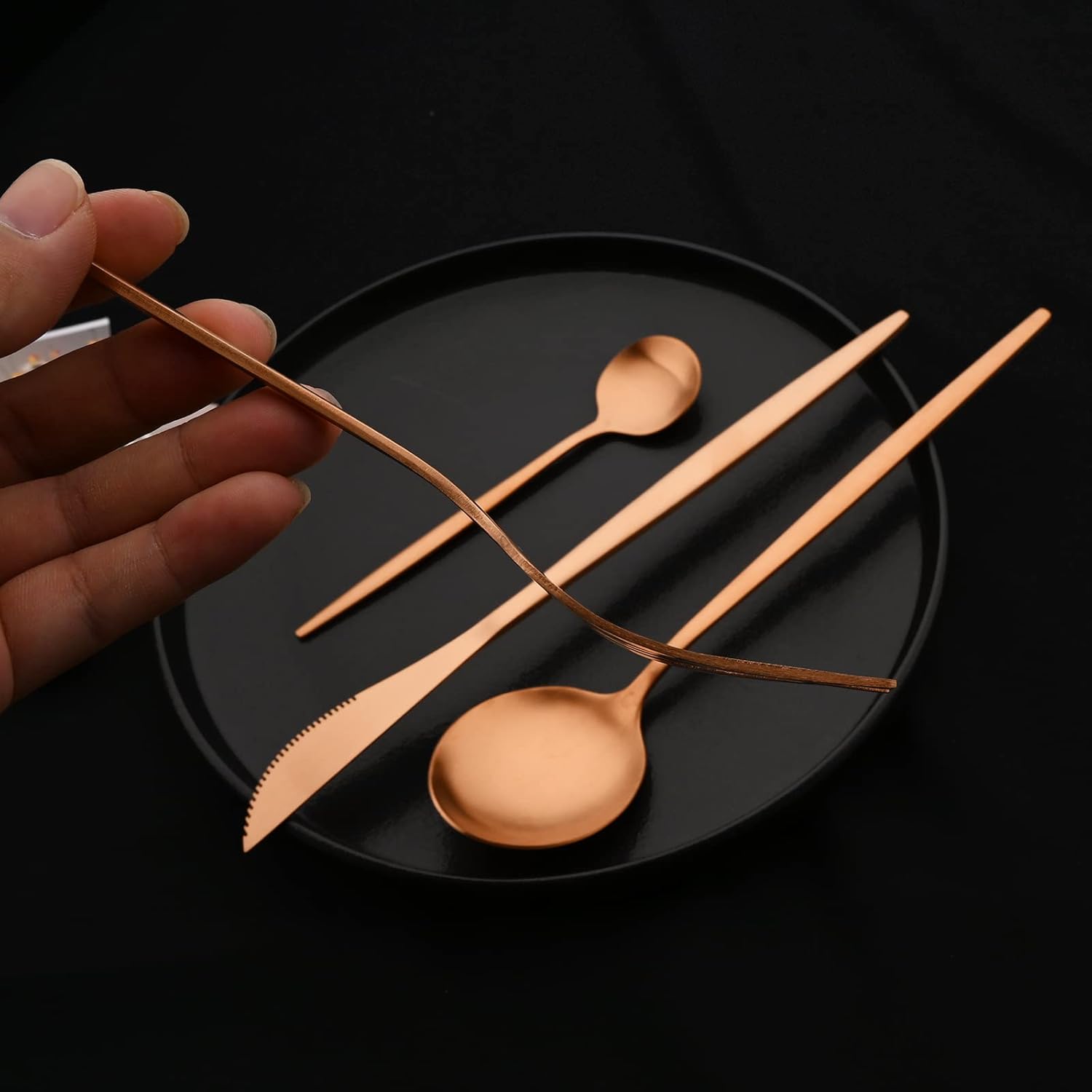 JASHII Juego de cubiertos de regalo, juego de cubiertos de acero inoxidable de 24 piezas, utensilios de cocina, cuchillo, tenedor, cuchara con caja