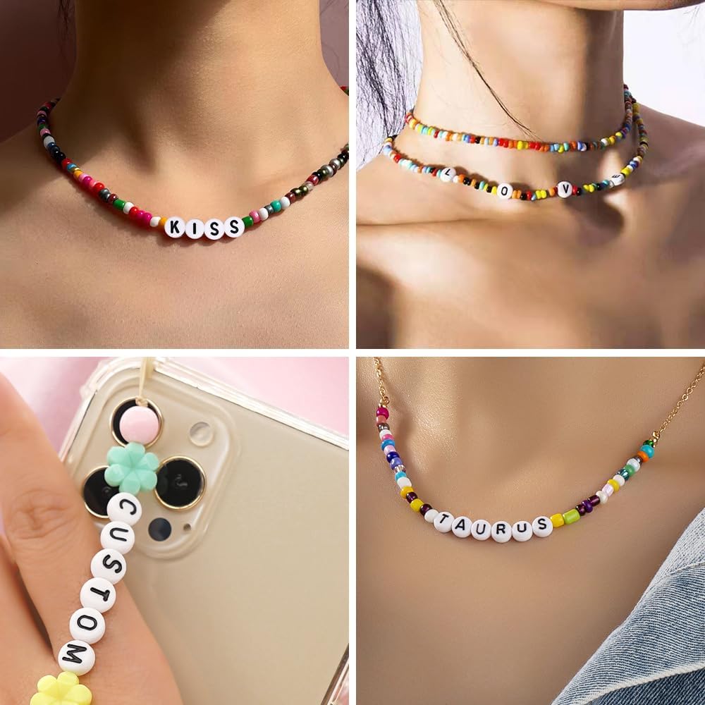 1000 cuentas redondas de letras de 0.157 x 0.315 pulgadas, cuentas acrílicas blancas del alfabeto, pulseras de la amistad, cuentas de letras con