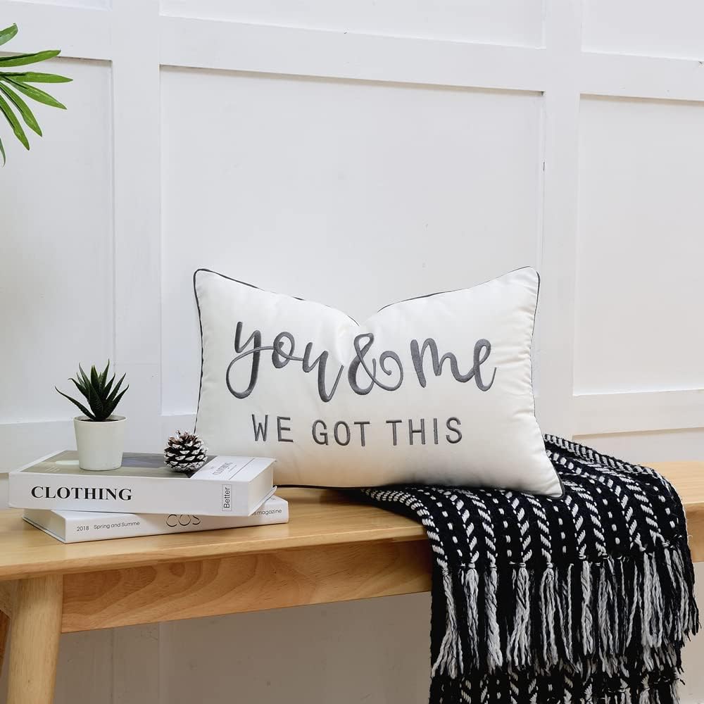 Fundas decorativas de almohada lumbar de 12 x 20 pulgadas con You and Me We Got This Quote, suave y lujosa funda de almohada rectangular para
