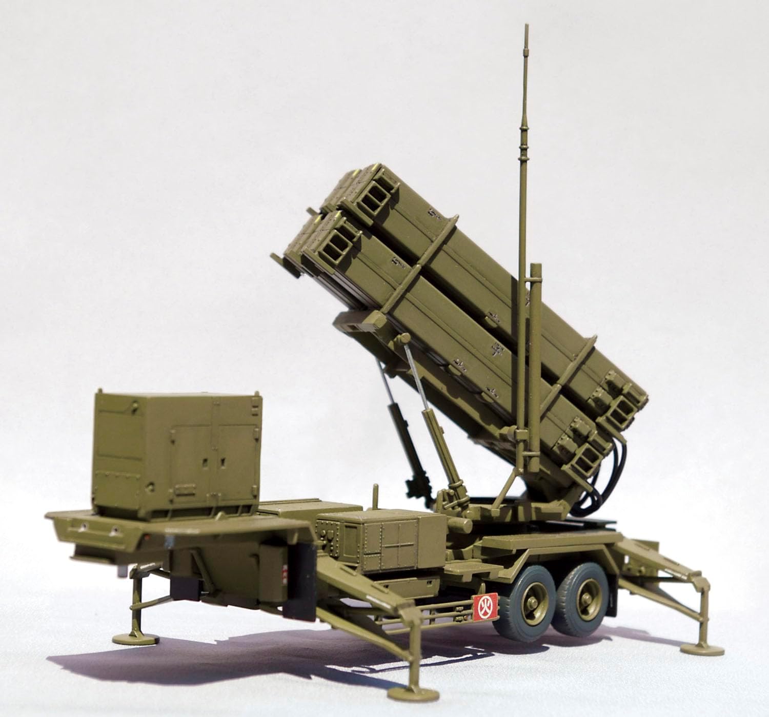 Aoshima JASDF Patriot PAC-3 Estación de lanzamiento – Kit de construcción de modelos de plástico # 9956