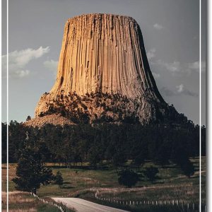 Imán para nevera de viaje con Monumento Nacional de Devils Tower, tamaño 2.5″ x 3.5″ Imán para nevera de viaje con Monumento Nacional de Devils Tower, tamaño 2.5″ x 3.5″