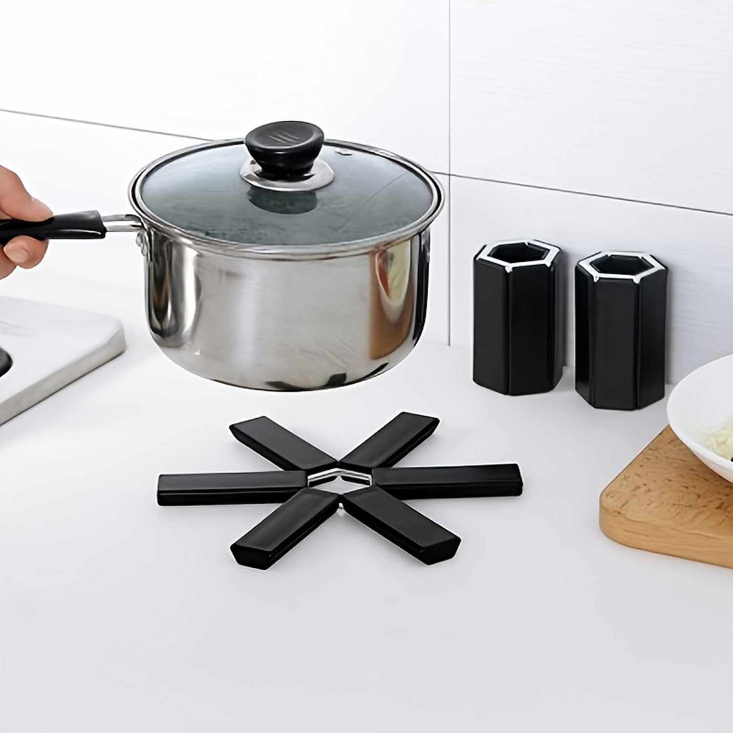 Juego de salvamanteles plegables resistentes al calor, paquete de 3 manteles individuales de plástico antideslizante negro para platos calientes,