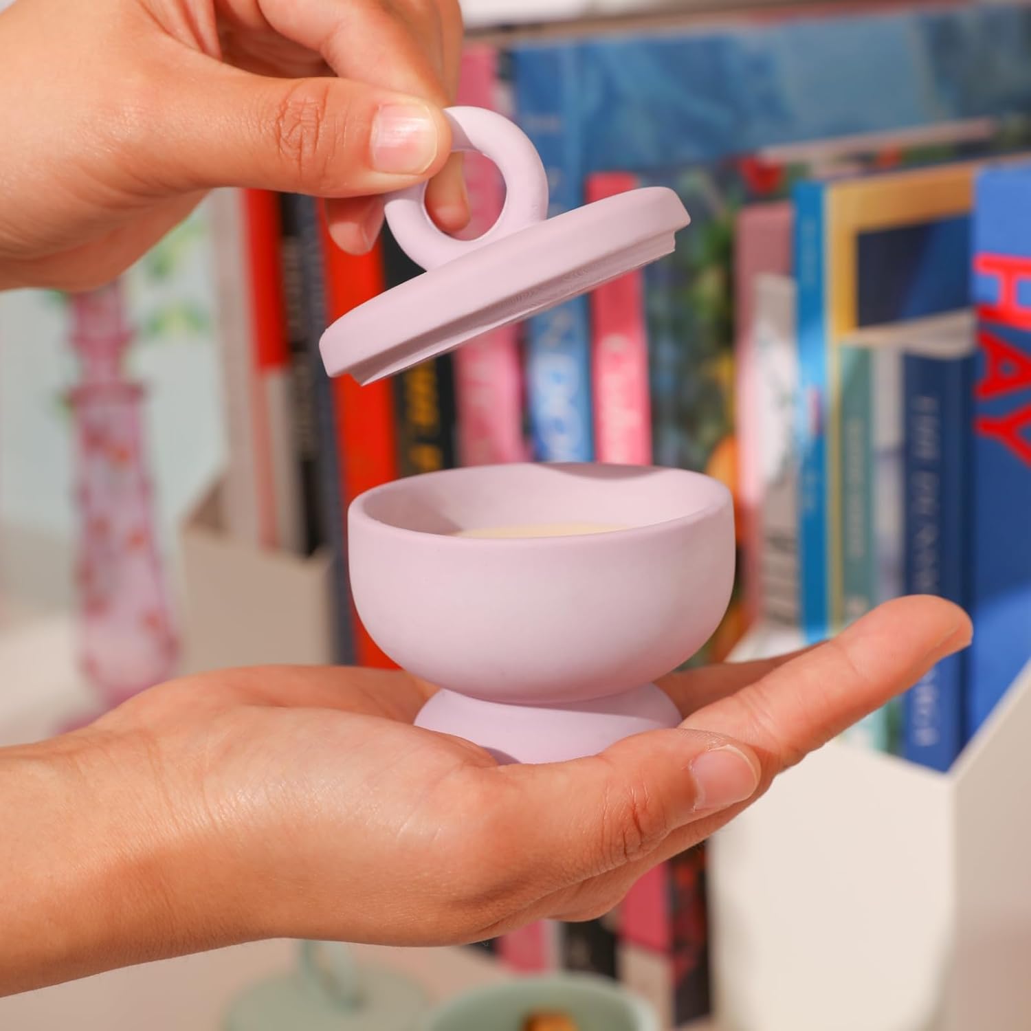 Boowan Nicole Tarro de vela de hormigón de cáliz Molde de silicona Soporte de vela de cemento con tapas, recipientes de molde para suministros de