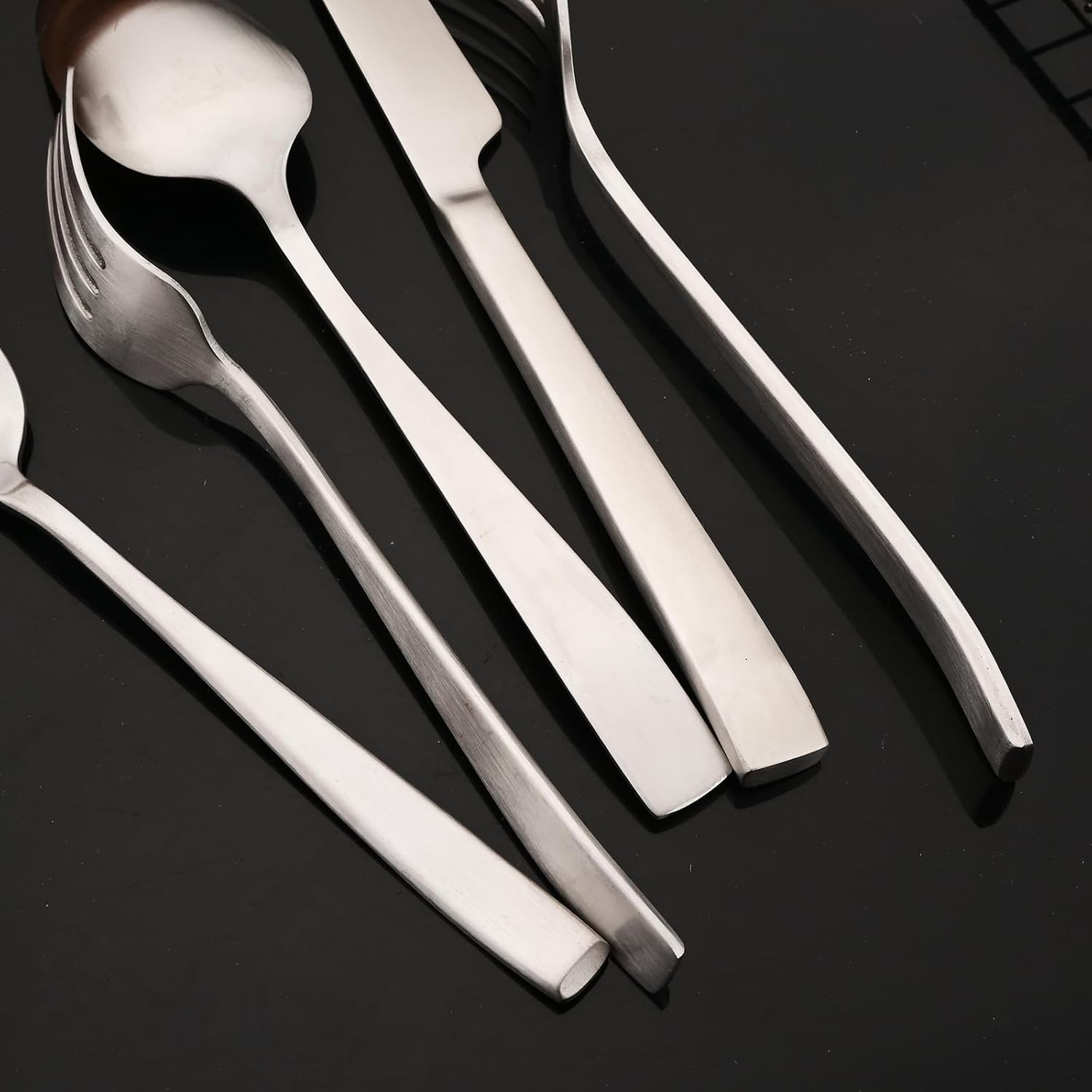 JASHII Juego de 4 tenedores de postre de acero inoxidable 304 con acabado satinado de plata mate, 7.28 pulgadas, para ensalada, aperitivos, mini