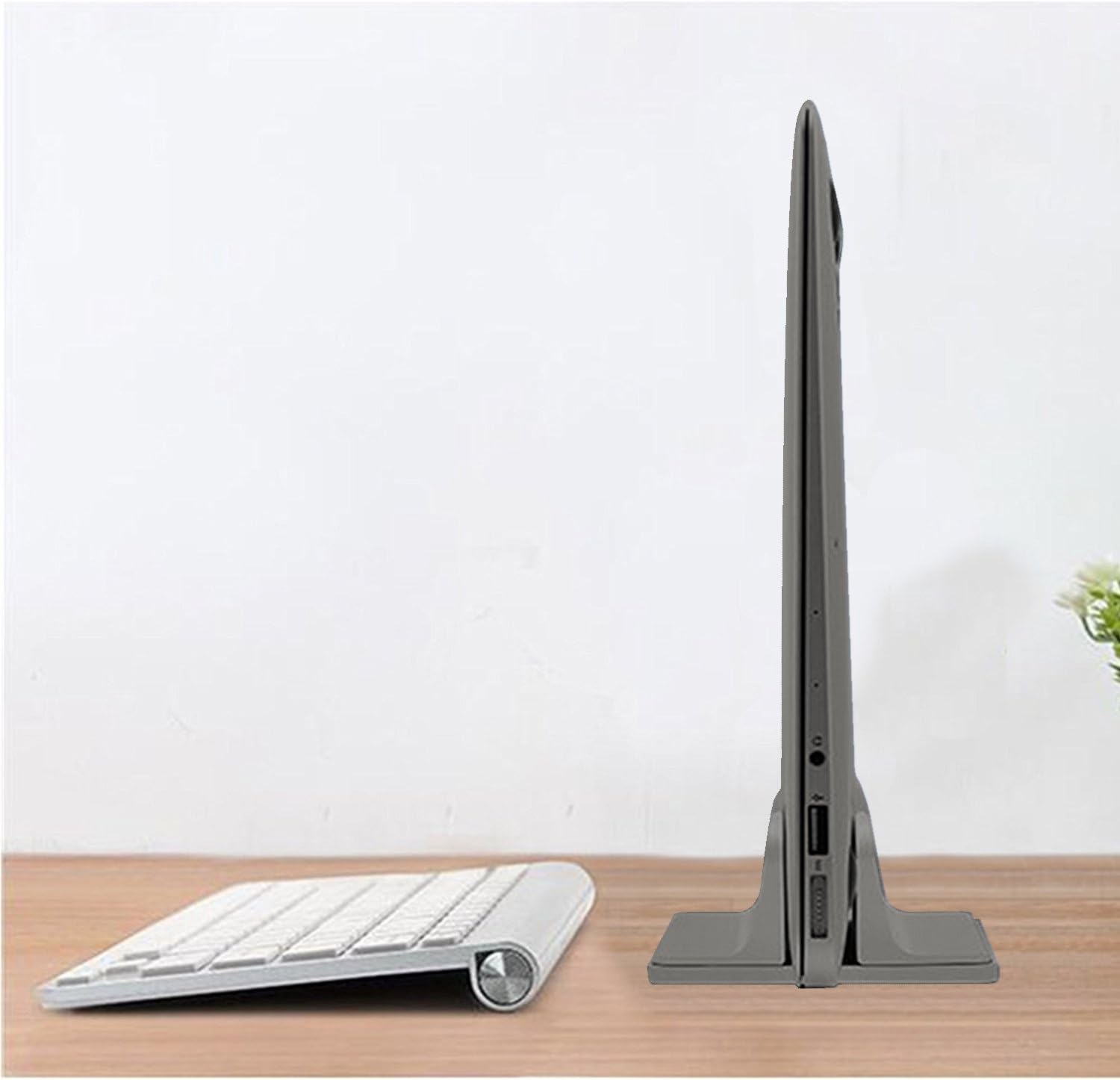 Soporte vertical para laptop para escritorio ajustable Base de aluminio resistente para todas las computadoras portátiles (hasta 20.3 pulgadas) que