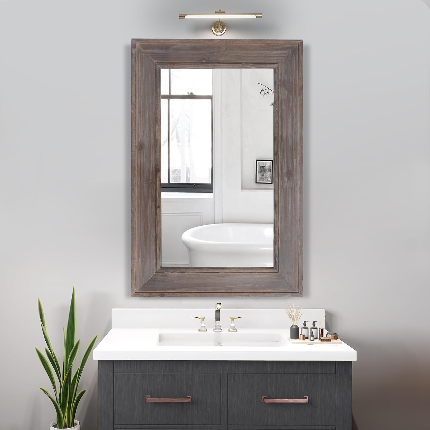 WallBeyond Espejo de pared con marco de madera de granja de 24 x 36 pulgadas, espejo de baño de madera natural, espejo de pared rectangular de