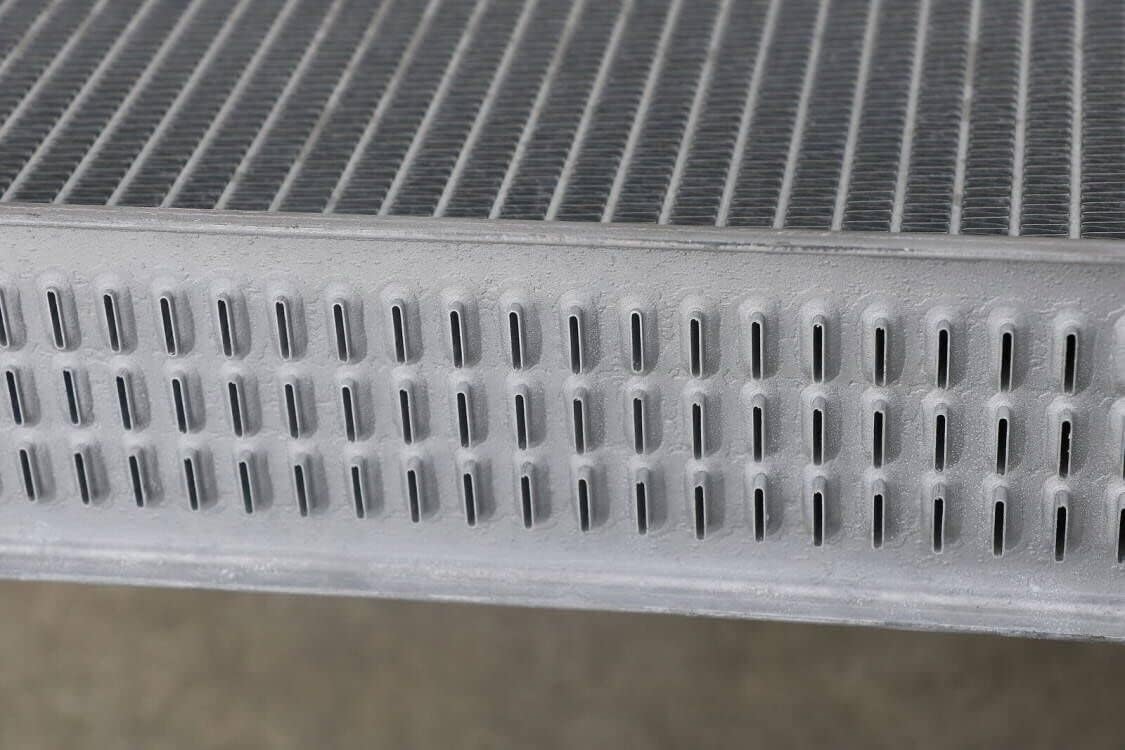 Radiador de aluminio de 3 filas compatible con Ford F250 F350 F450 F550 Powerstroke 6.4L diésel, todo radiador de aluminio