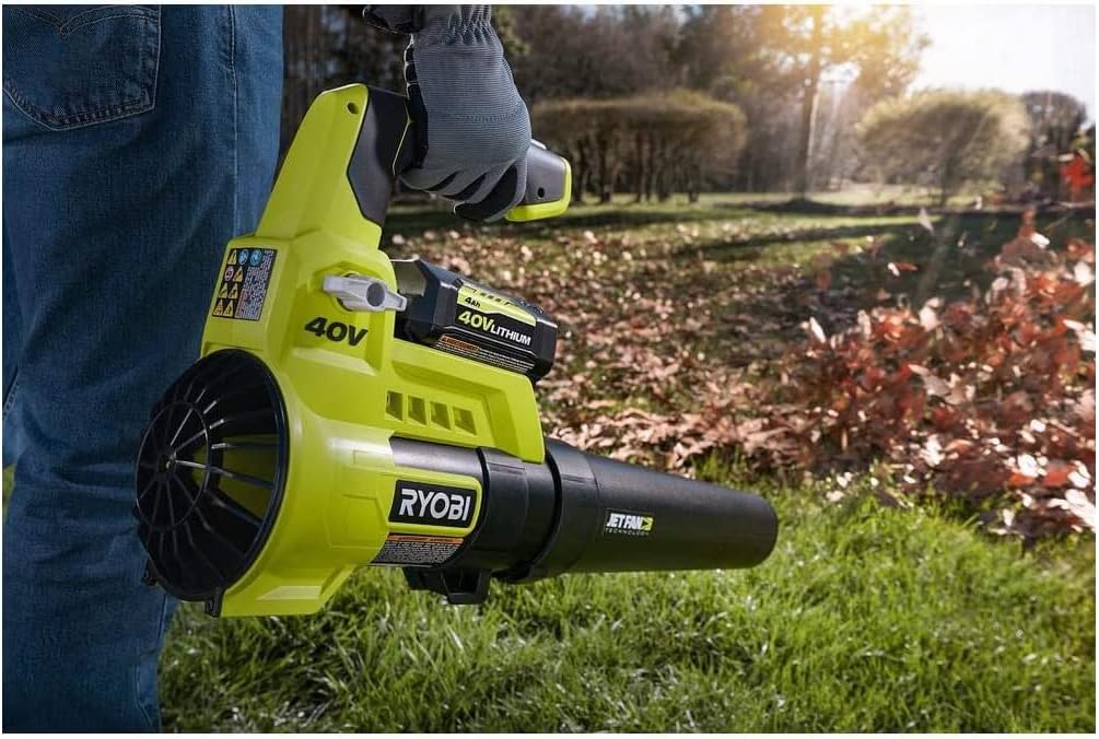 Paquete de cuidado del césped RYOBI 110 MPH 525 CFM 40 voltios de iones de litio inalámbrico de velocidad variable ventilador de chorro desnudo