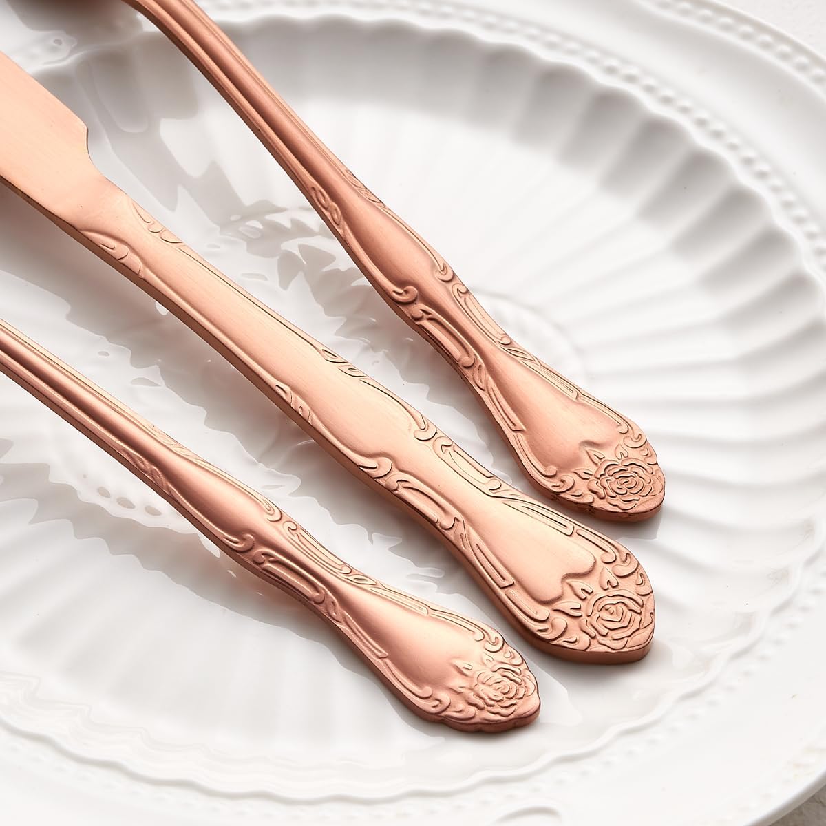 Tenedores de postre de oro rosa mate, tenedores de acero inoxidable con acabado satinado, juego de 6 tenedores para ensalada, diseño de patrón rosa,