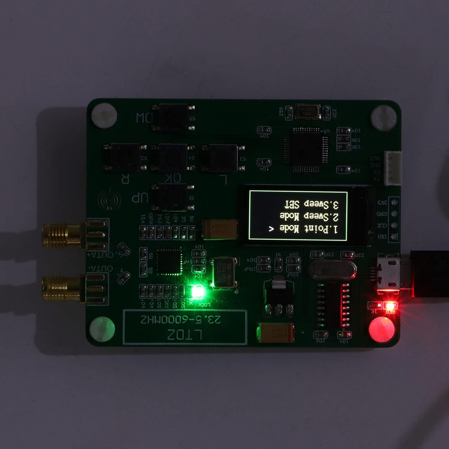 Frecuencia del punto del tablero del generador de la fuente del módulo de fuente del RF y frecuencia de barrido USB 5V accionado