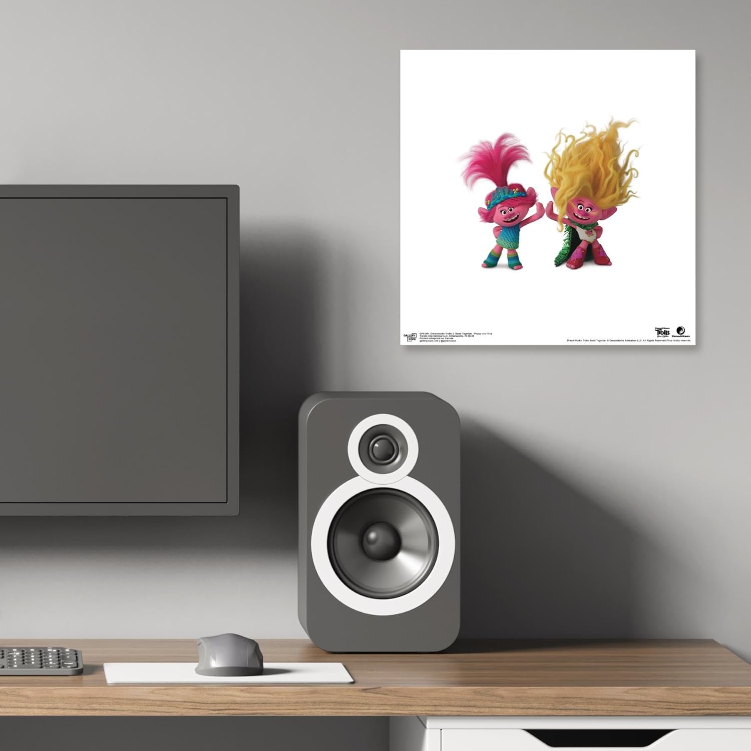 Trends International Gallery Pops Trolls Band Together – Póster de pared de Poppy and Viva, 12.00 x 12.00 pulgadas, versión sin marco