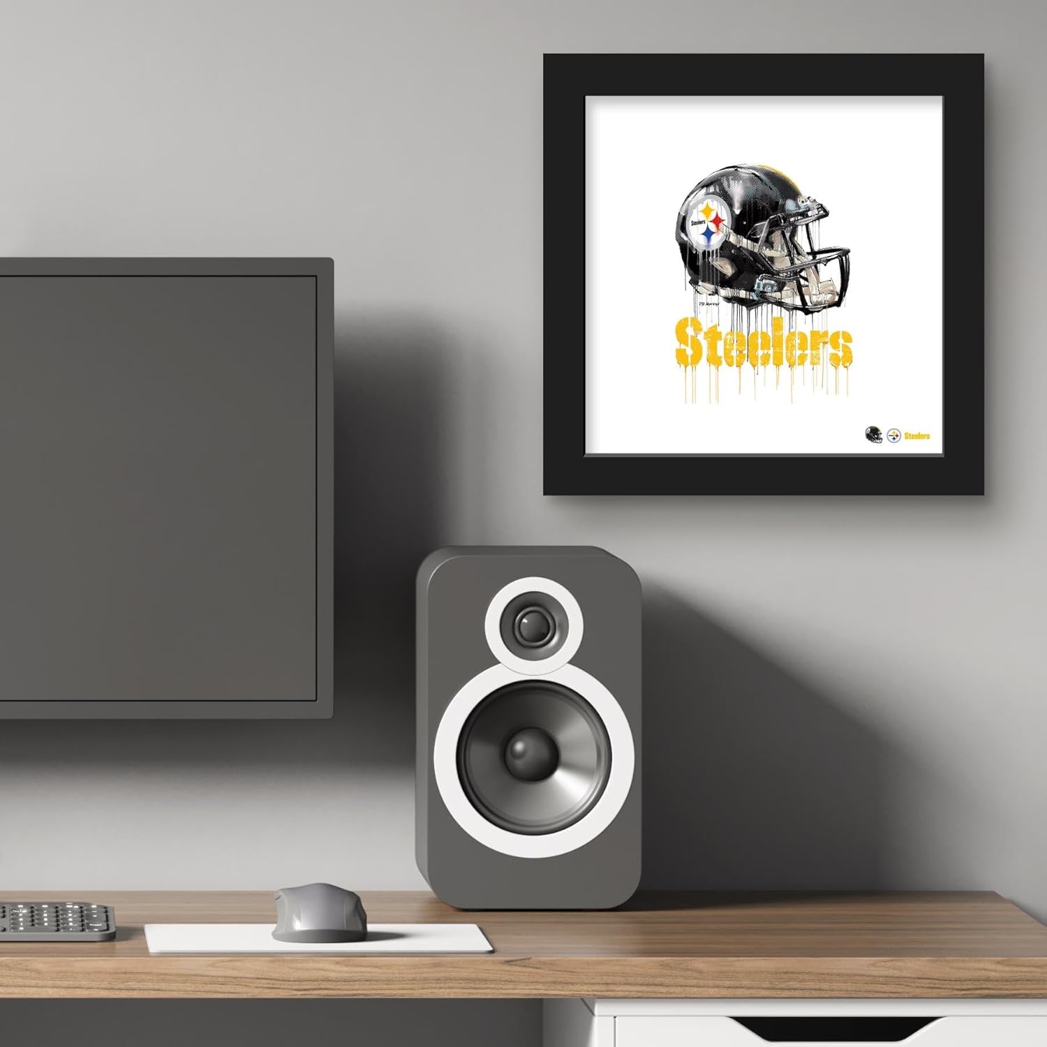 Trends International Gallery Pops NFL Pittsburgh Steelers – Póster de pared con casco de goteo, 12.00 x 12.00 pulgadas, versión del marco negro