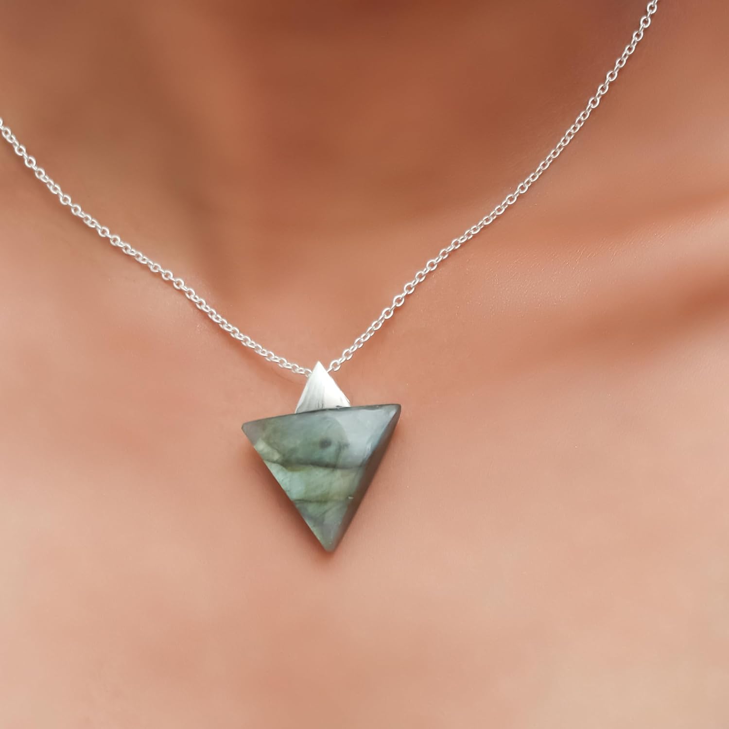 Gempires Labradorite Pendant in Triangle Shape – Pendant for Protection Against Negetive Energy – Unisex Pendant (Labradorite)