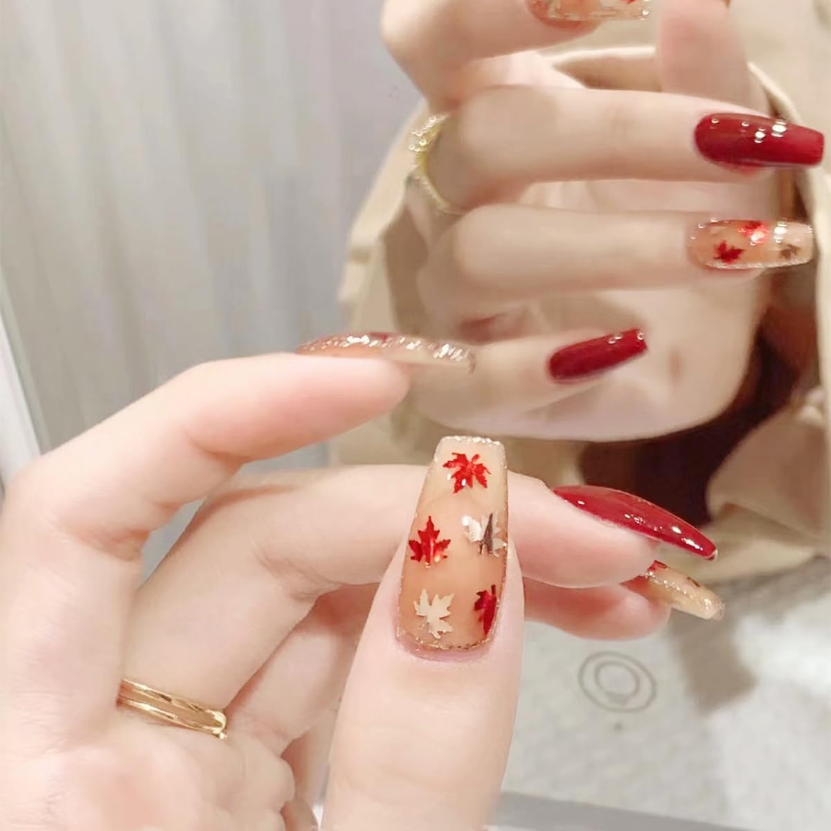 24 uñas postizas largas a presión con forma de ataúd, hojas de arce, uñas con pegamento, diseño de Acción de Gracias, uñas acrílicas estáticas,