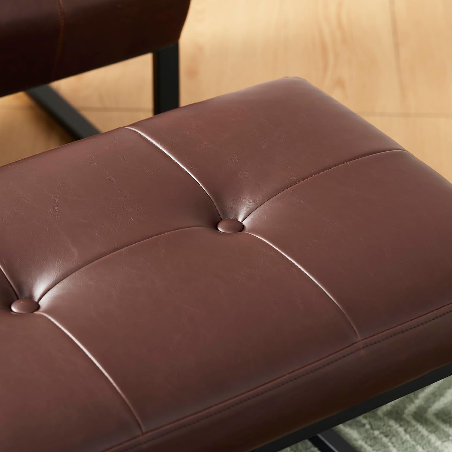 glitzhome Banco otomano, moderno taburete de tocador de piel sintética con marco de metal, taburete de maquillaje, taburete acolchado para