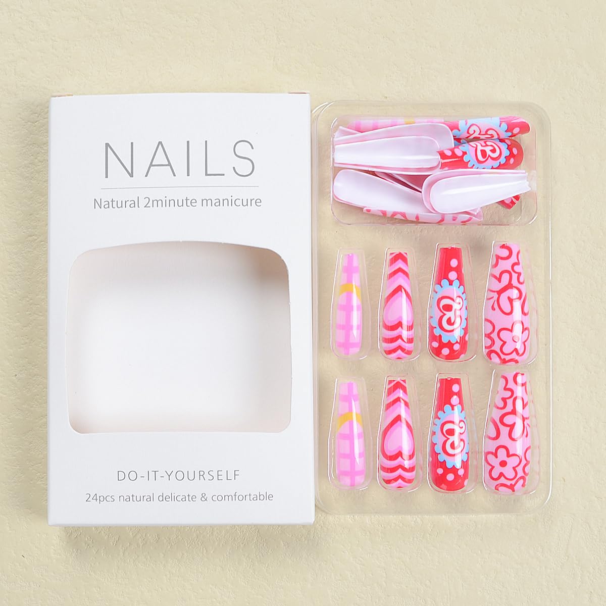Uñas postizas extralargas a presión con forma de ataúd rosa con corazón y flores, patrón de letras impresas, uñas de barbie, uñas acrílicas