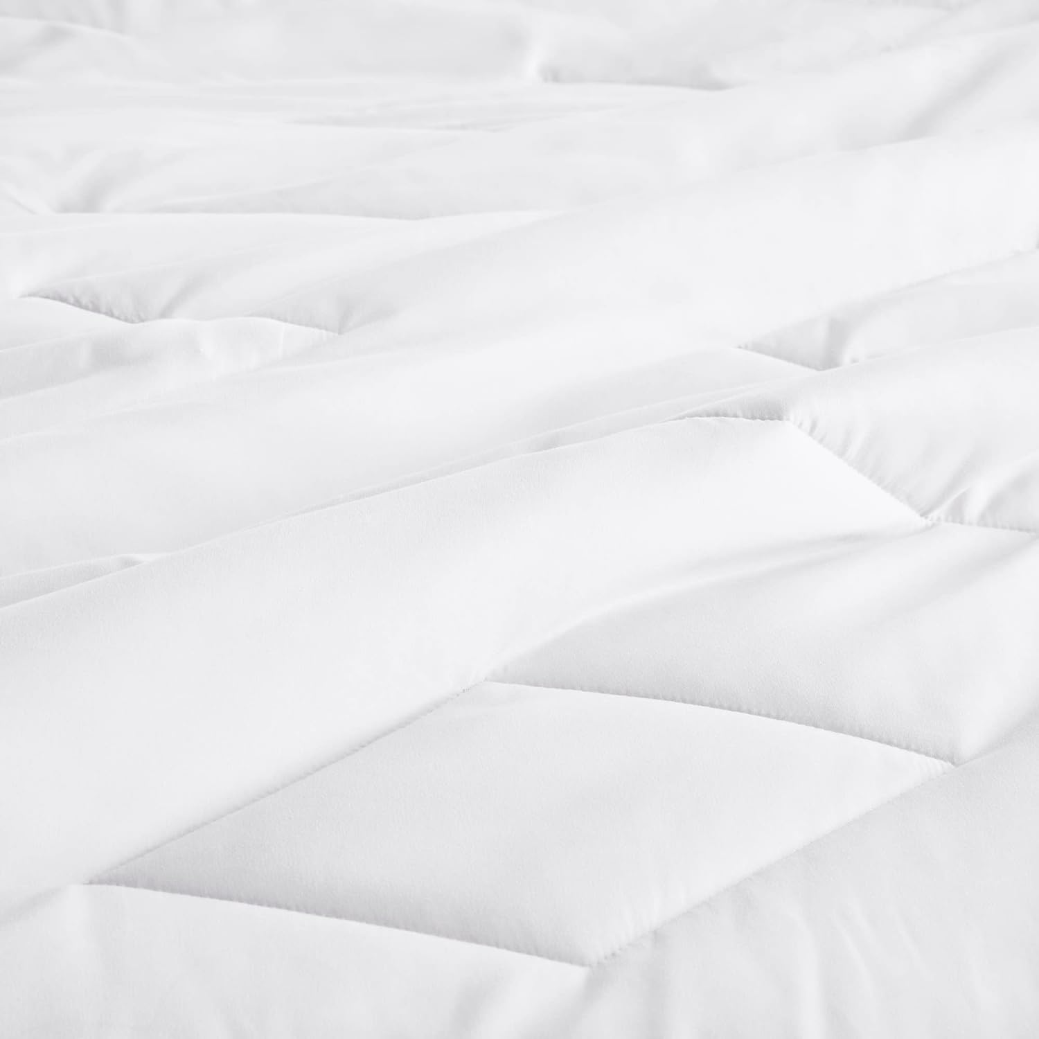 Madison Park Windom – Edredón alternativo de plumón sintético 3M, tratamiento de absorción de humedad Scotchgard de alta calidad, funda de cama