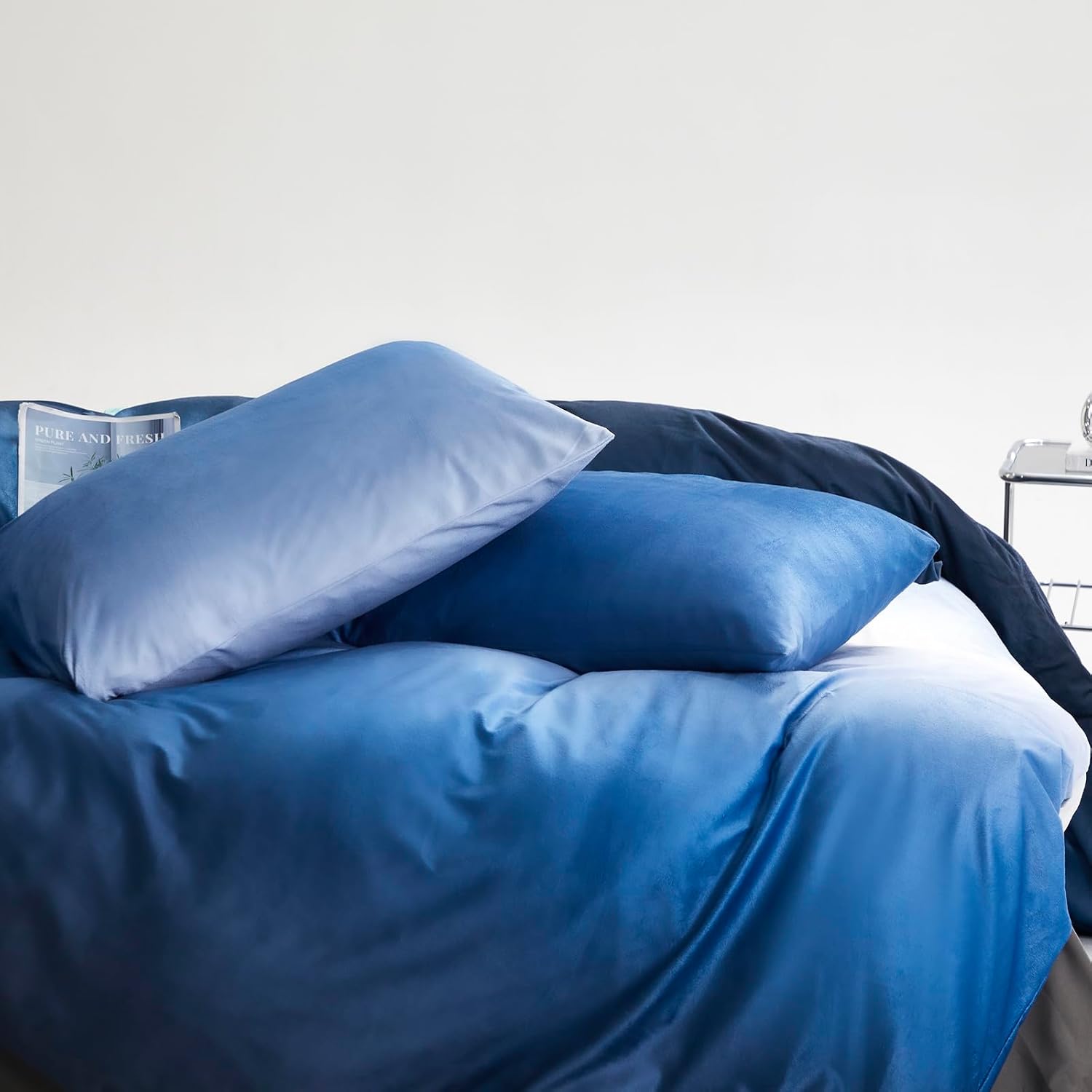 Cottonight Juego de edredón de terciopelo azul, tamaño Queen, juego de ropa de cama de franela esponjosa para mujeres y hombres, manta gruesa y