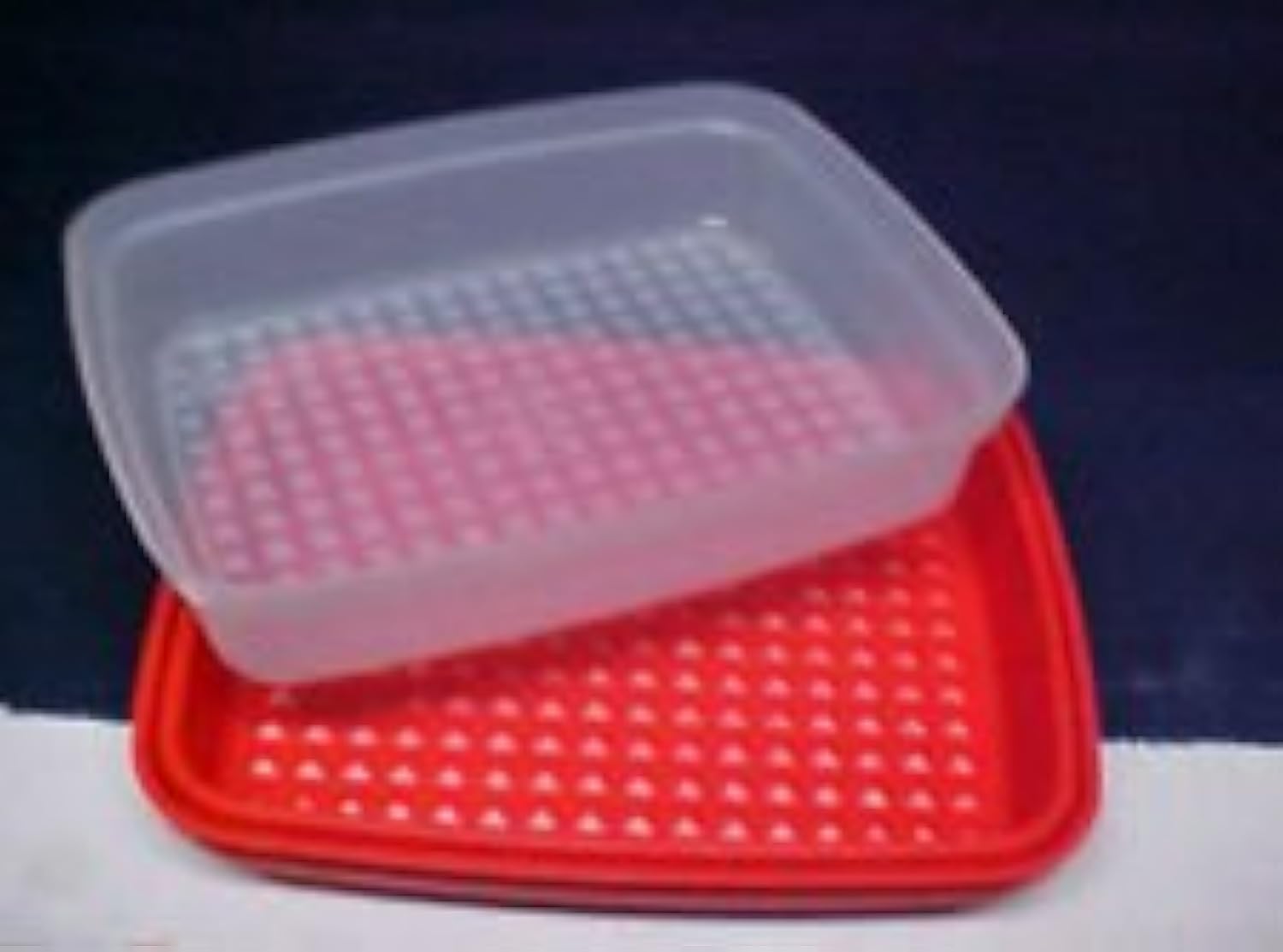 Tupperware Recipiente grande para servir de temporada, fondo de pimentón, sello transparente