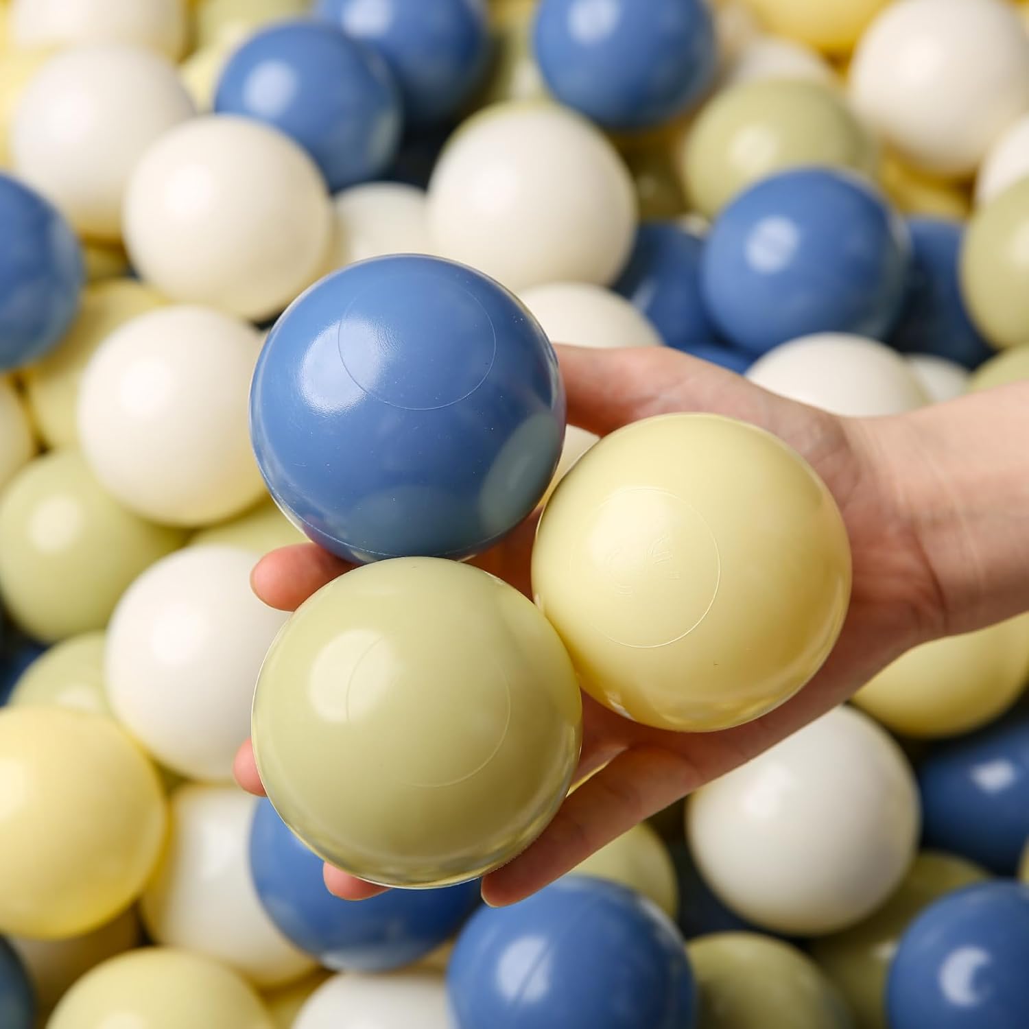 TRENDPLAY Big Ball Pit Balls  Diversión de 2.75 pulgadas para el desarrollo sensorial y físico de los niños, crema+verde matcha+amarillo caramelo +