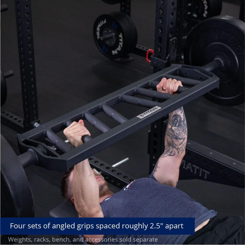 Titan Fitness Barra olímpica híbrida en ángulo multiagarre V3, clasificada 1,900 libras, barra suizade fútbol para rack