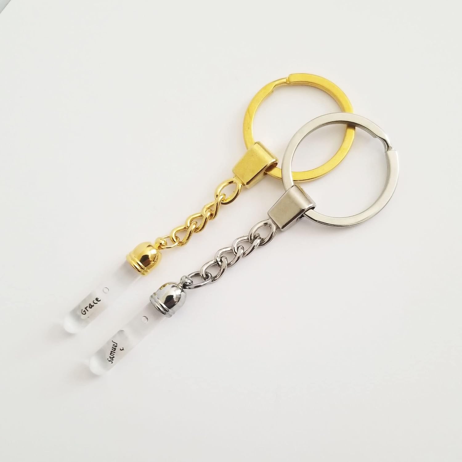 Name on a grain of rice necklace, keychain, your name written on a grain of rice, unique gift for Christmas gift.