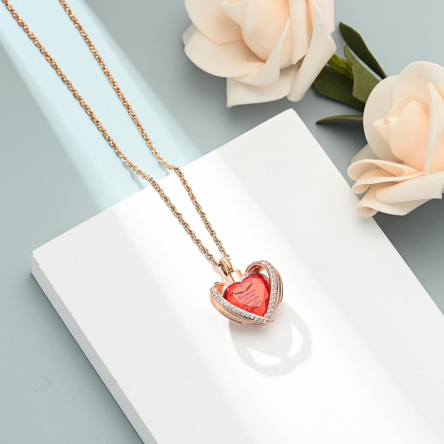 shajwo Collar de cenizas de urna de corazón de ala de ángel para mujeres y hombres, piedra natal amada, colgante conmemorativo