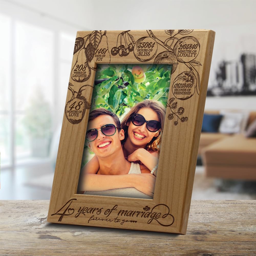 BELLA BUSTA -4 años de matrimonio-Regalo tradicional de frutas para 4 aniversario de boda para esposa, marido, pareja – Marco de fotos de madera