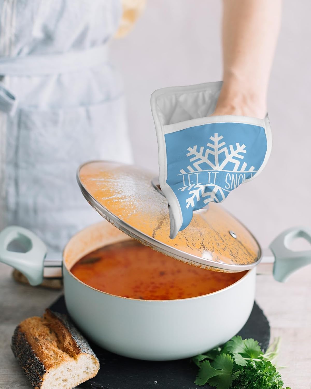 Snowflake 2Pcs Pot Holders for Kitchen,Non Slip & Heat Insulation Terry Cloth Potholder Set with Pocket,Thick Hot Pad Oven Mitts Trivet Coaster for