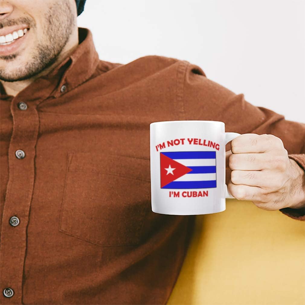 Taza de té de cerámica con texto en inglés “I M Not Yelling I Am Cuban Cuba Cubans”, regalo de Navidad para hombres y mujeres