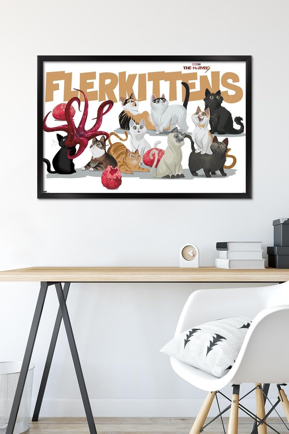 Trends International Marvel The Marvels – Póster de pared de Flerkittens, 22.37 x 34.00 pulgadas, versión enmarcada en negro