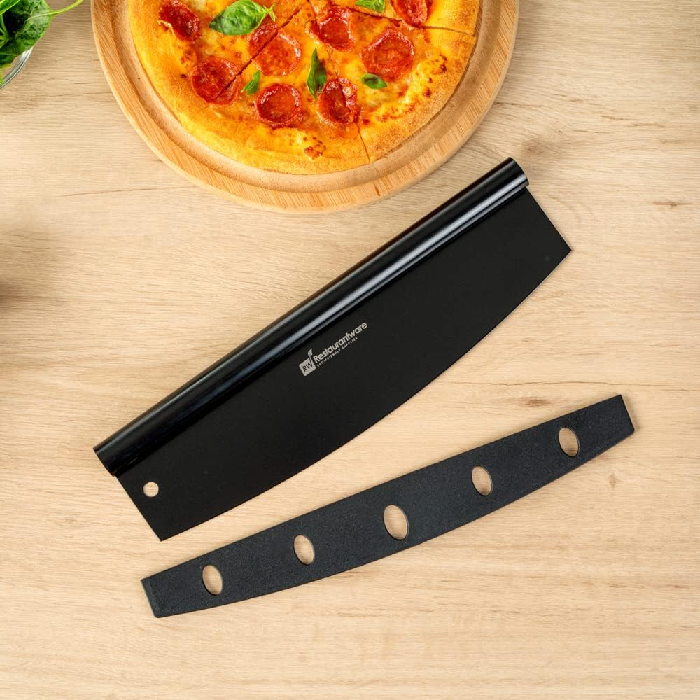 Restaurantware Met Lux – Cortador de pizza de acero inoxidable negro, con tapa, 13 34 x 3 12 pulgadas, caja de 1 unidad
