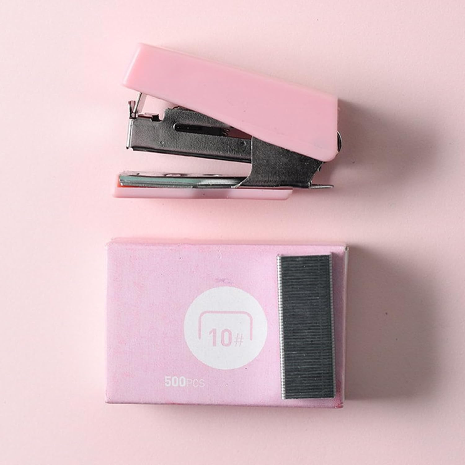 Juego de mini grapadoras, conveniente engrapadora compacta de escritorio de oficina para suministros de oficina (rosa Sakura)