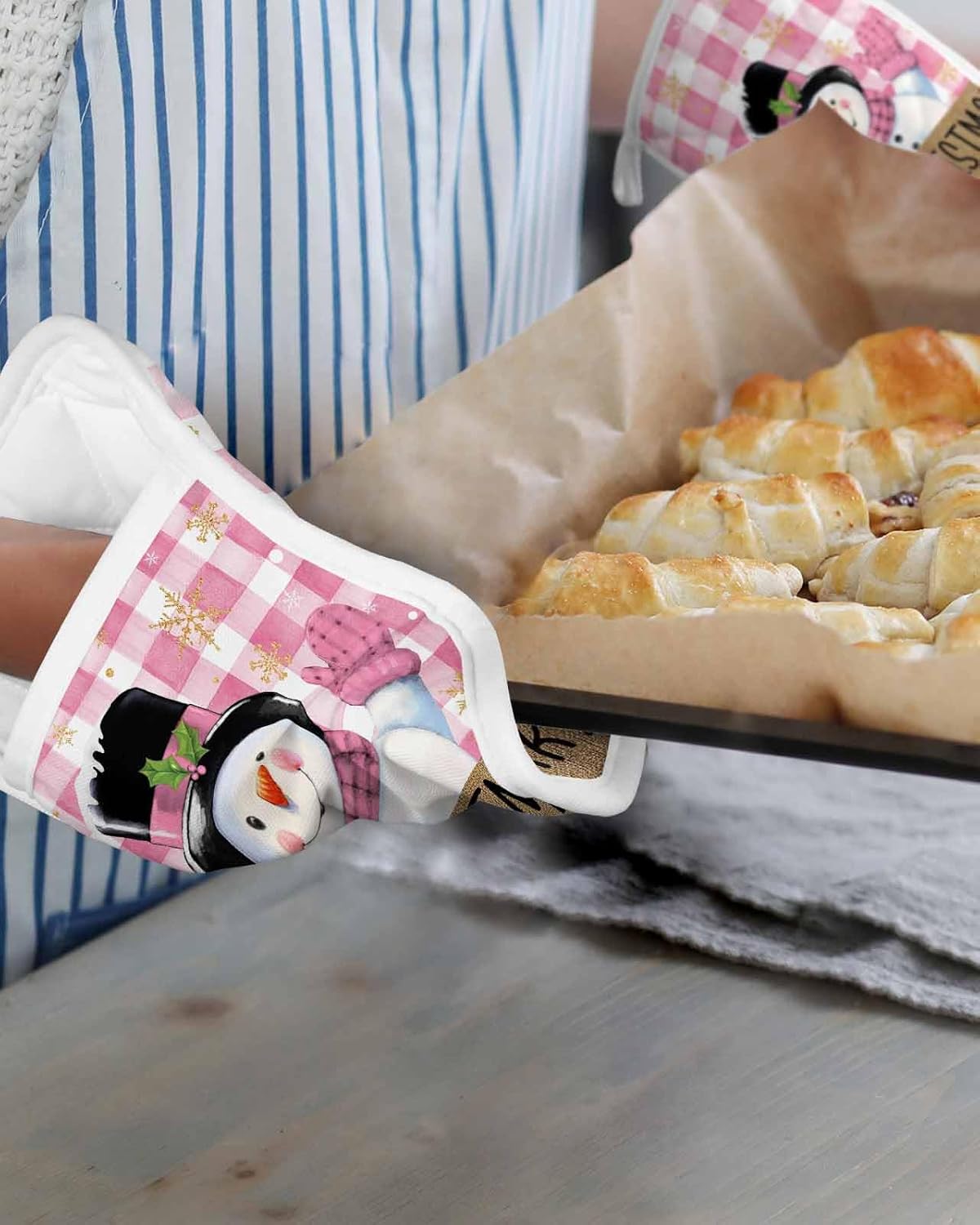 Snowman Pink 4Pcs Pot Holders for Kitchen,Non Slip & Heat Insulation Terry Cloth Potholder Set with Pocket,Thick Hot Pad Oven Mitts Trivet Coaster