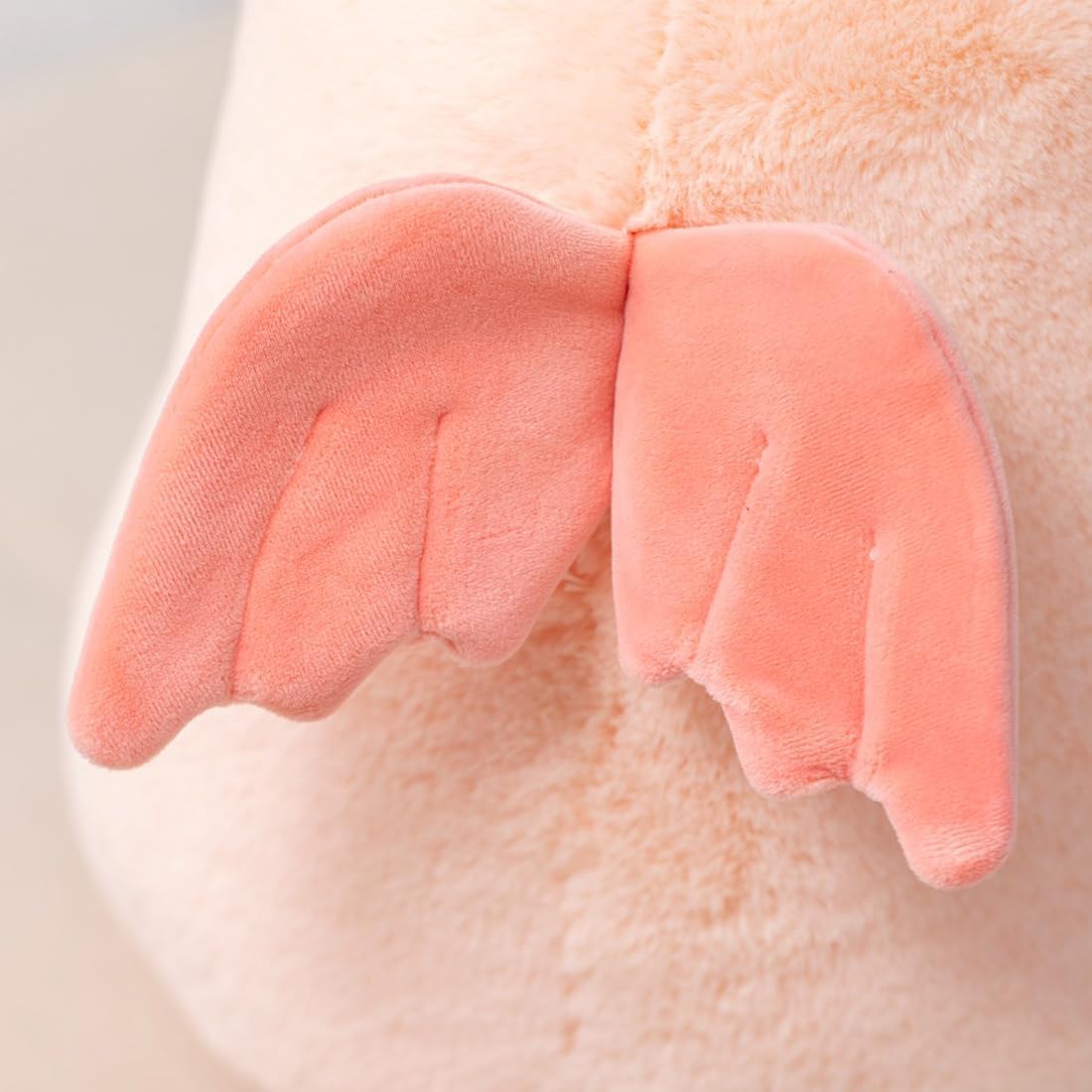 ELAINREN Juguete de peluche de cerdo de cortejo, adorable muñeca de peluche rosa con decoración de corazón, peluche de cerdito de anime japonés para