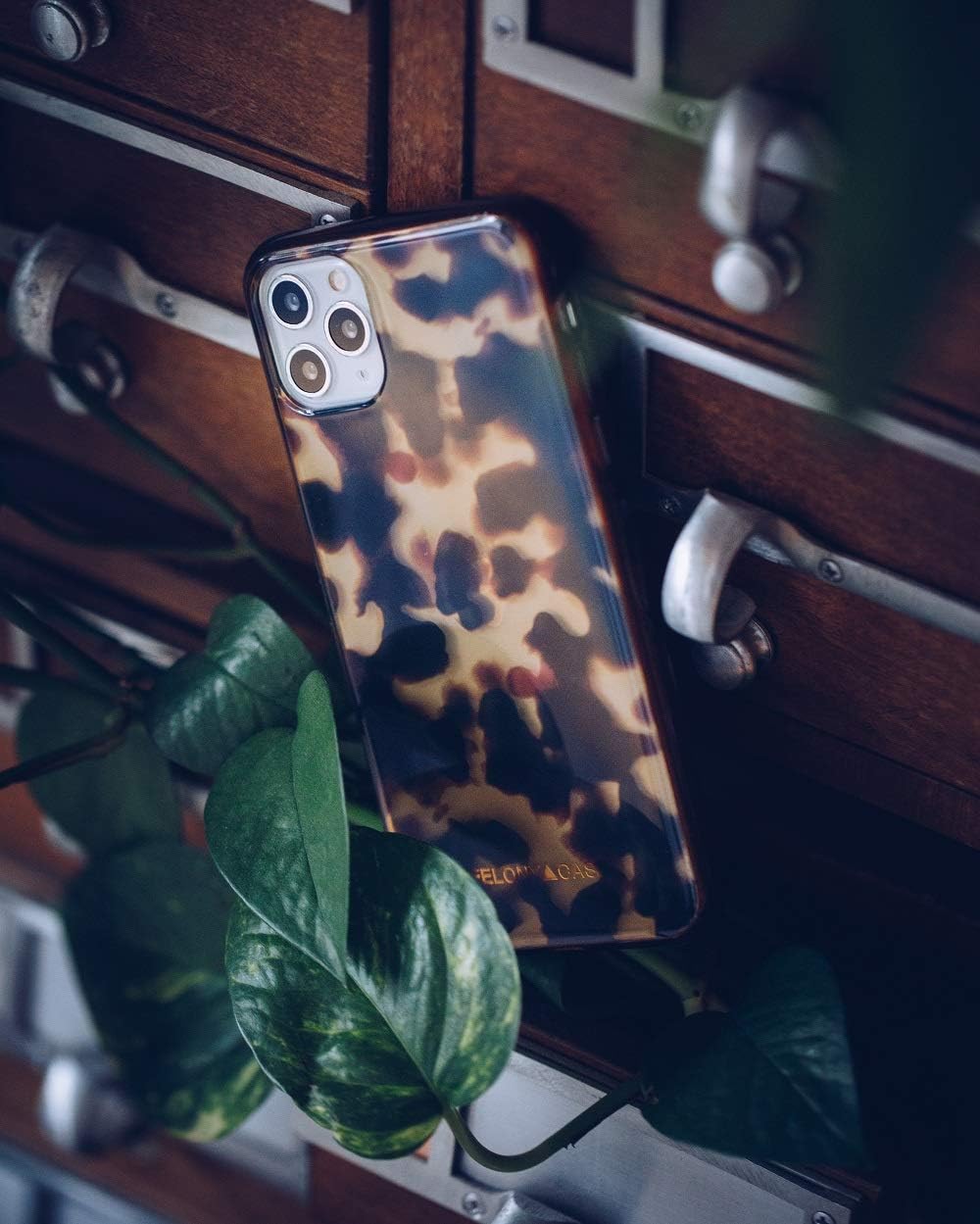 FELONY CASE – Funda de silicona para iPhone 11 Classic Tortoise – Funda protectora de silicona a prueba de golpes y arañazos de 360 – Fundas