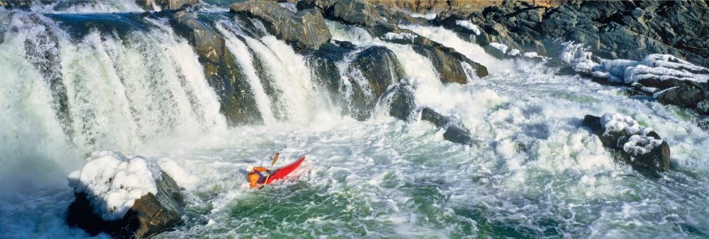 Panoramic Images – Póster de Kayaker, cascada descendente, Great Falls Potomac, río Montgomery, condado de Maryland, Estados Unidos, impresión por