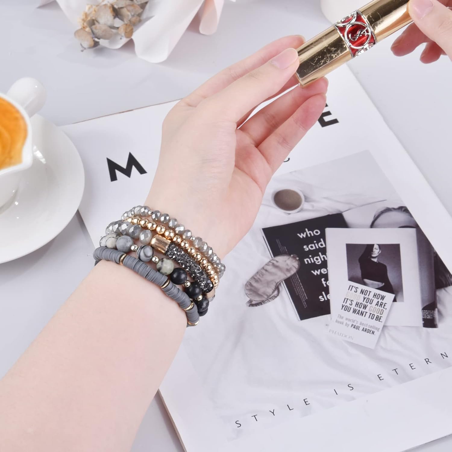 VISOOM Pulsera bohemia con cuentas compatible con Apple Watch Band 1.654 in1.732 in1.772 in Series 8 7 SE 654 para mujer, correa elástica de reloj