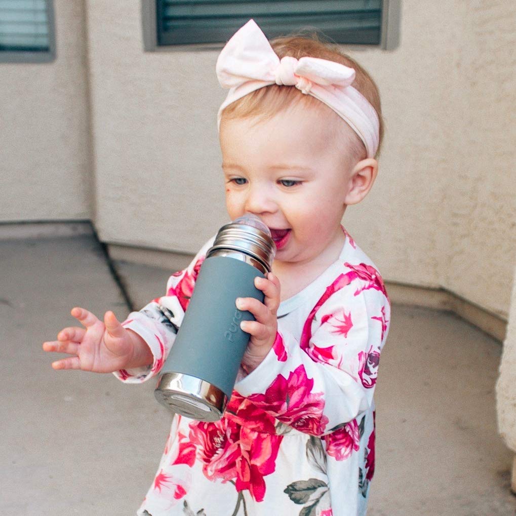 Pura Botella de agua para niños de acero inoxidable de 11 onzas con popote y manga, botella de agua para niños pequeños con pajita, silicona de