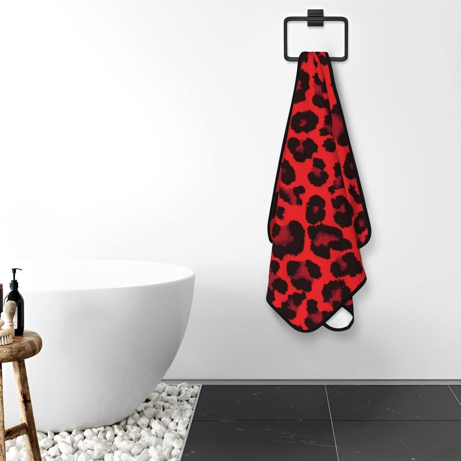 Toalla de baño con estampado de leopardo rojo, 55 x 27 pulgadas, toalla de baño de microfibra de viaje, toalla de playa para hombres y mujeres