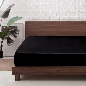 MR&HM Sábana bajera de satén tamaño California King, sábana inferior sedosa con correas elásticas en las esquinas, bolsillo profundo de hasta 15 MR&HM Sábana bajera de satén tamaño California King, sábana inferior sedosa con correas elásticas en las esquinas, bolsillo profundo de hasta 15