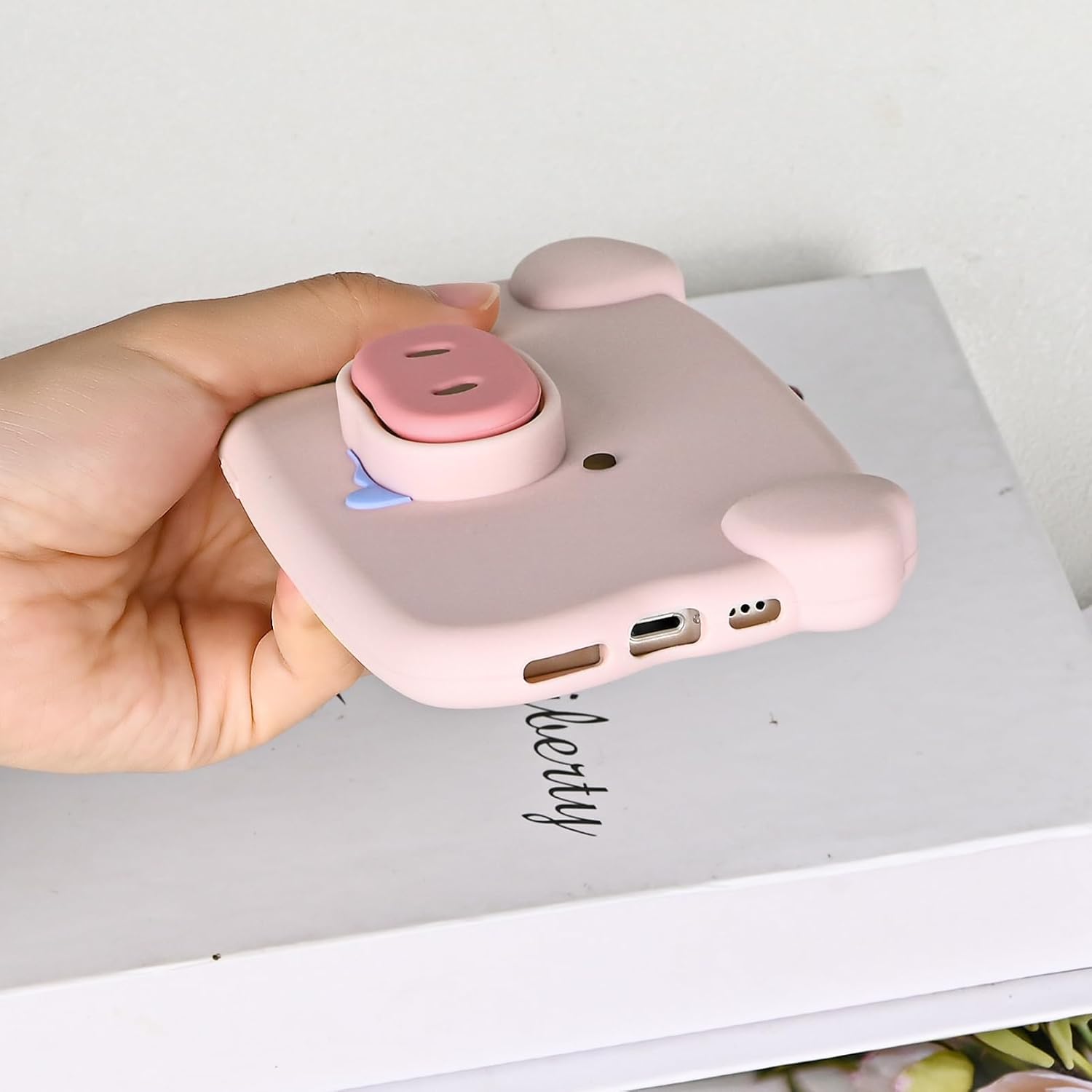 Uioeua – Funda multifunción compatible con iPhone 11 con silicona suave, divertida, elástica, soporte para nariz de cerdo rosa, protección de cuerpo