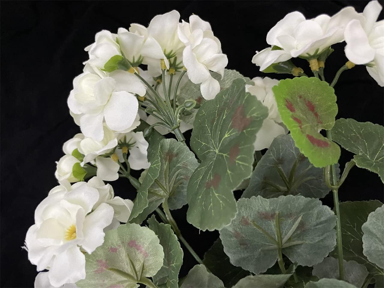 Arbusto de geranio artificial, begonia, planta de seda falsa para macetas de exteriores, jardín, decoración del hogar (3, blanco)