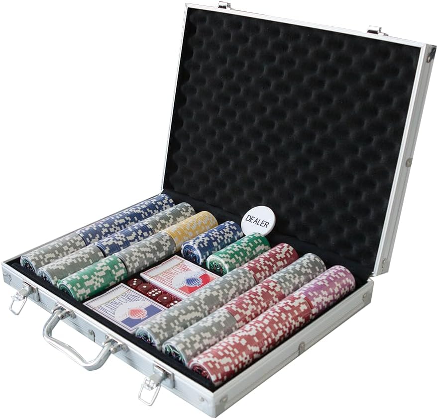 THUNDERBAY Juego de 500 fichas de póquer compuesto de arcilla con estuche de aluminio, dos barajas de cartas, distribuidor y botón ciego y 5 dados