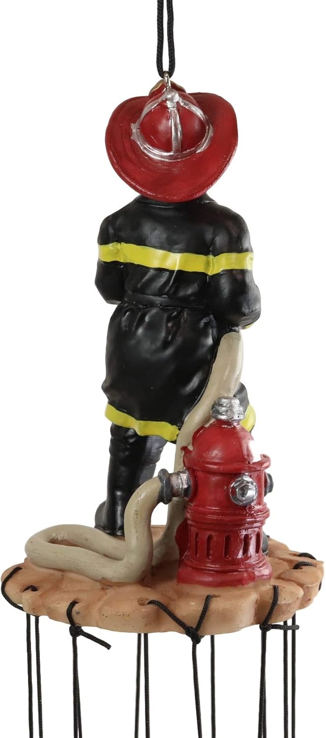 Ebros Gift Black Gear Outfit Bombero en línea de servicio con manguera de incendios unida a hidrante resonante relajante campanilla de viento Patio
