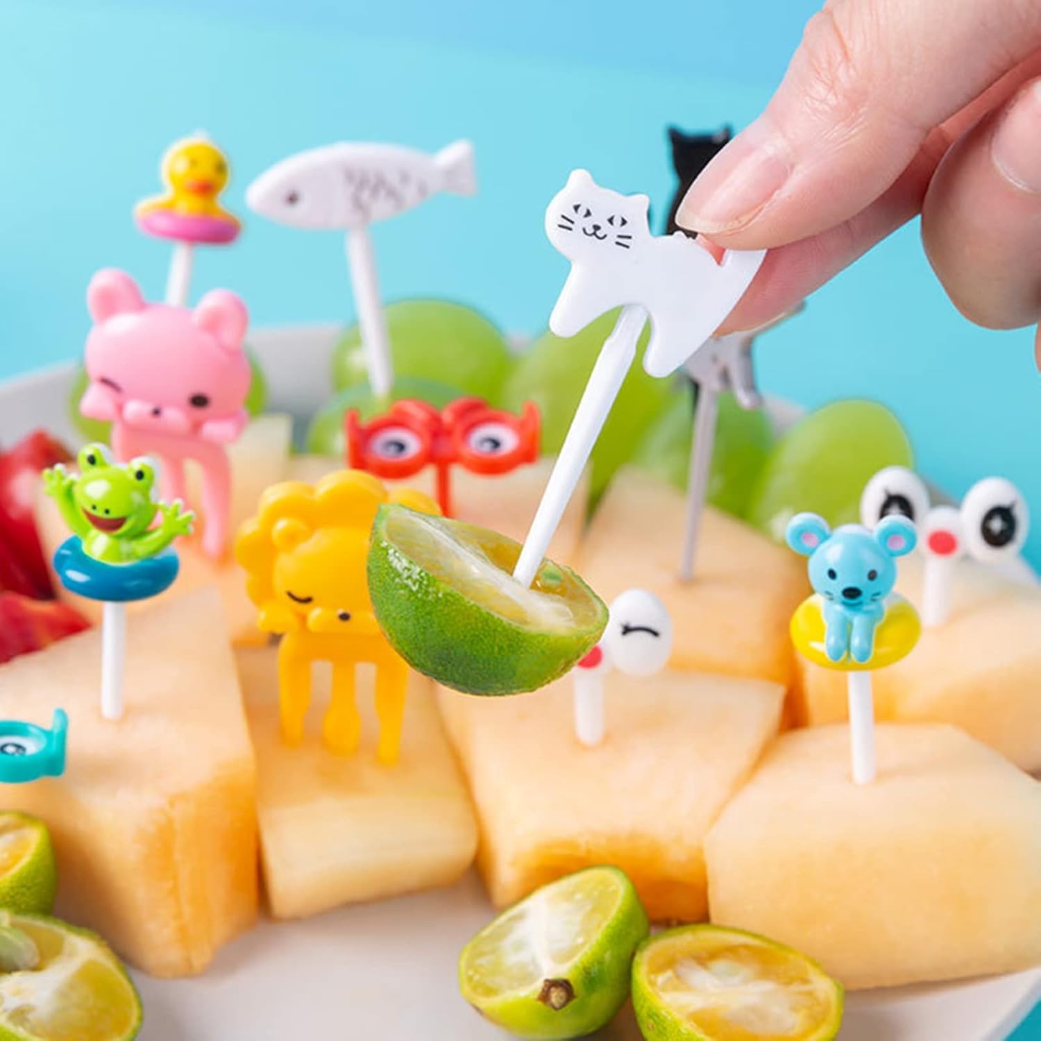 1 juego de tenedores de frutas para niños, lindos palillos de dientes de dibujos animados, antideslizantes, reutilizables, decorativos, de plástico,