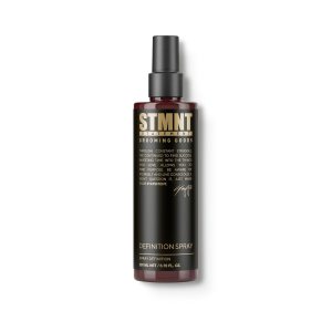 STMNT Grooming Goods Definition Spray, 6.76 fl. oz Textura fuerte Acabado semimate STMNT Grooming Goods Definition Spray, 6.76 fl. oz Textura fuerte Acabado semimate
