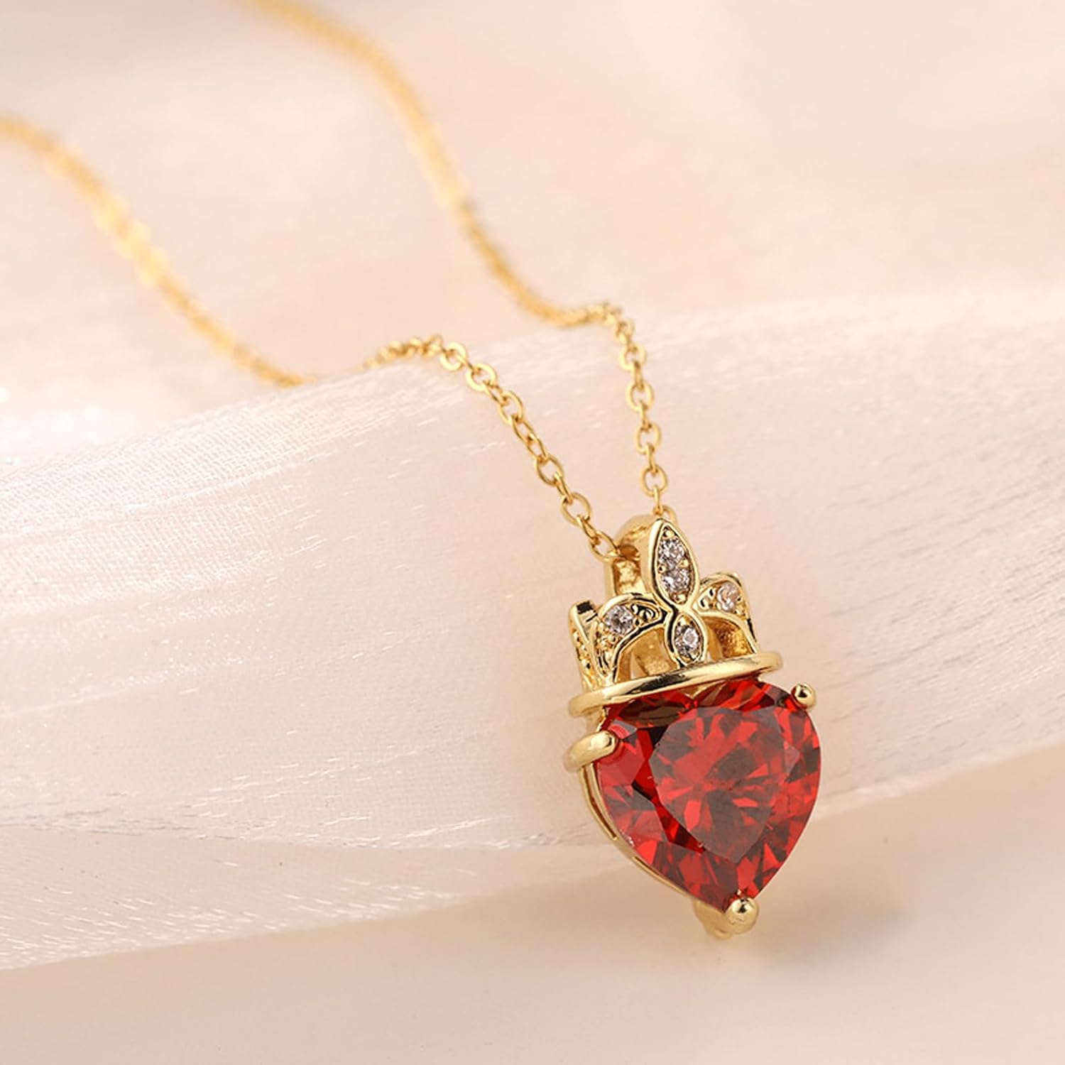 Collar rojo real de reina de corazones y corona de tiara dorada de princesa para disfraz de niña, tocado de reina de corazones, corona y collar para